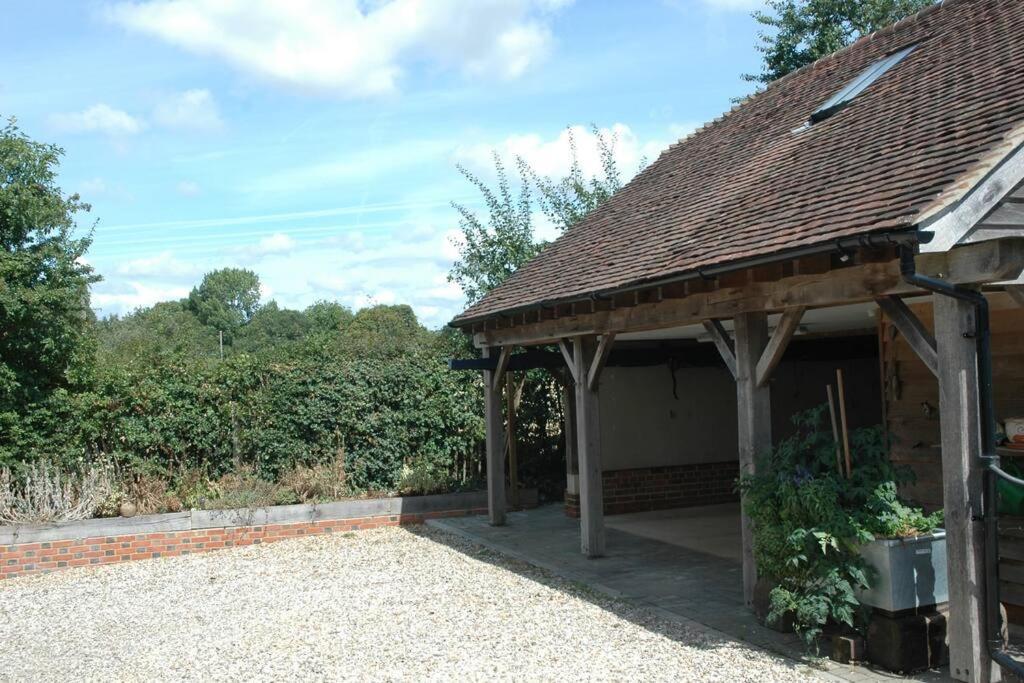 Cowslip Barn Annexe, Countryside Stay Near Чичестер Экстерьер фото